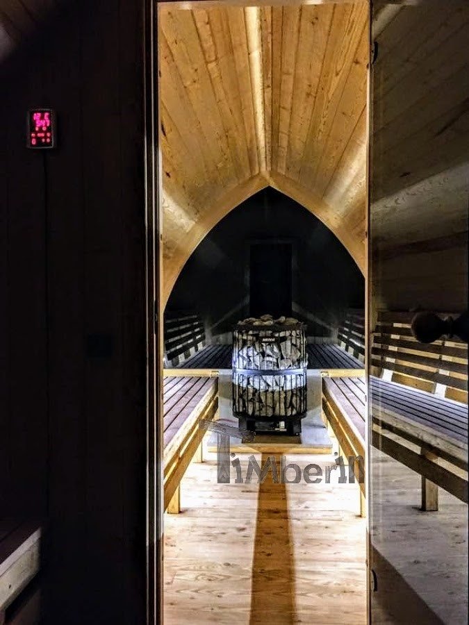 Nettoyage doux des bancs d’un sauna extérieur