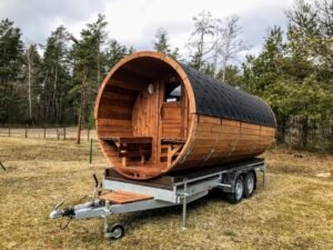 Sauna Extérieur Tonneau Sur Une Remorque (15)