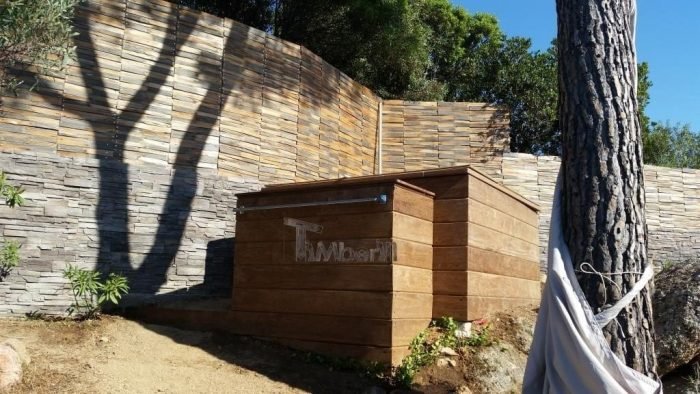 Bain Nordique En Polypropylene Rectangulaire Pour Max 16 Personnes, Emmanuel Et Alexandra, Marseille, France (2)
