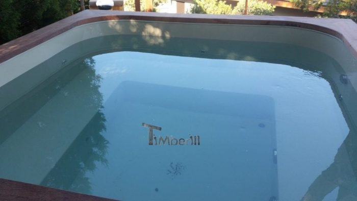 Bain Nordique En Polypropylene Rectangulaire Pour Max 16 Personnes, Emmanuel Et Alexandra, Marseille, France (4)