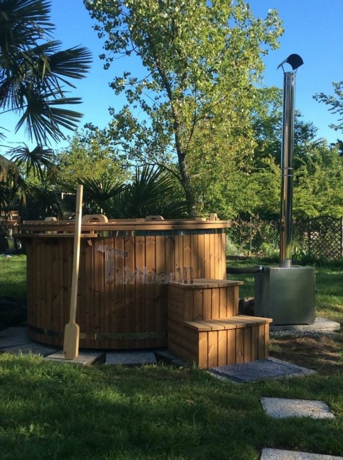 Bain scandinave AVEC POÊLE EXTÉRIEUR EN FIBRE DE VERRE, Vivienne, Trelivan, France 3 SPA JACUZZI AVEC POÊLE EXTÉRIEUR EN FIBRE DE VERRE, Vivienne, Trelivan, France (2)