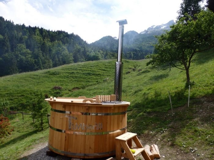 Bain Suédois en Bois: épinette de Sibérie, mélèze Deluxe, Yann, LES CLEFS, France 2 Bain Suédois en Bois épinette de Sibérie, mélèze Deluxe, Yann, LES CLEFS, France