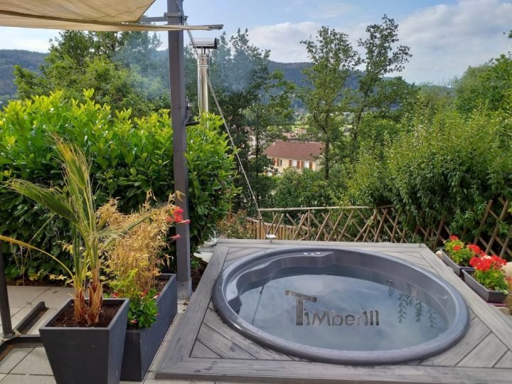 Bain Norvegien En Fibre De Verre Avec Bancs Coniques Modèle Terrasse, Thomas, SAINT AMÉ, France (3)