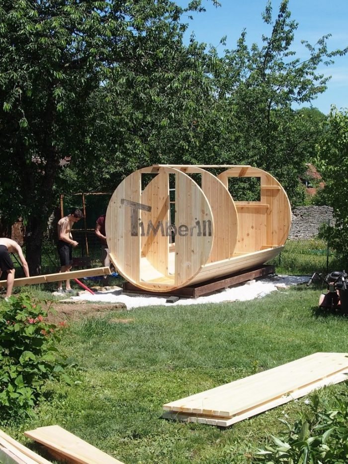 Saunas Extérieur Tonneau, Évelyne, GISSEY-SUR-OUCHE, France 2 Saunas Extérieur Tonneau, Évelyne, GISSEY-SUR-OUCHE, France