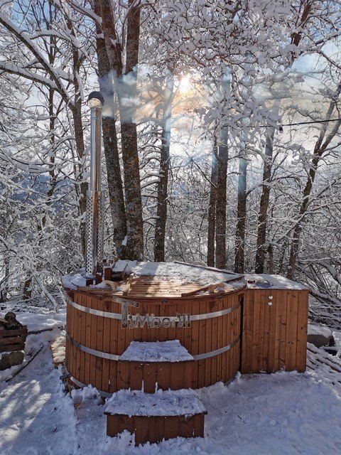 Bain scandinave Extérieur en thermo bois deluxe, Caroline, ST JEAN ST NICOLAS, France 3 Jacuzzi Extérieur En Thermo Bois Deluxe, Caroline, ST JEAN ST NICOLAS, France (3)
