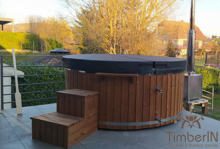 Bain Jacuzzi Nordique Avec Bulles TimberIN Rojal, Eric, BLIES GUERSVILLER, France