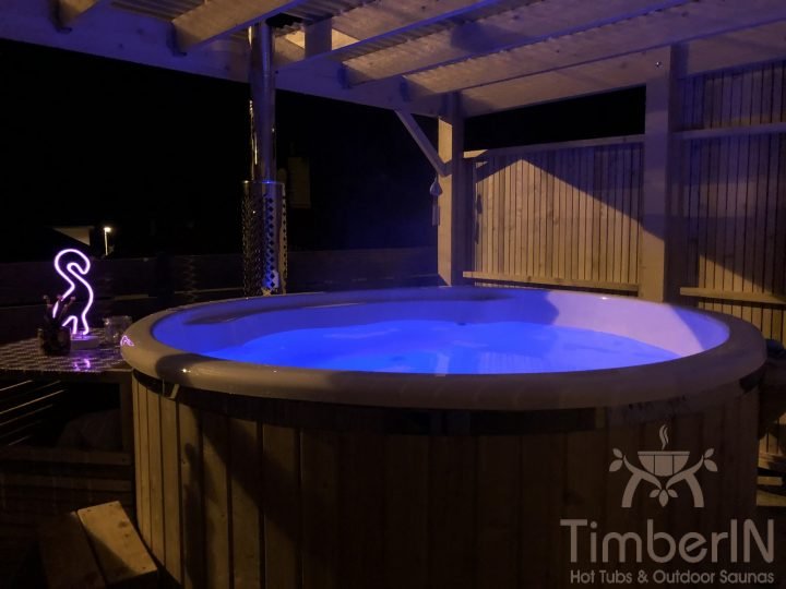 Bain Nordique Suedois Pour 4 6 Personnes, Nadia, MONTMOROT, France (1)