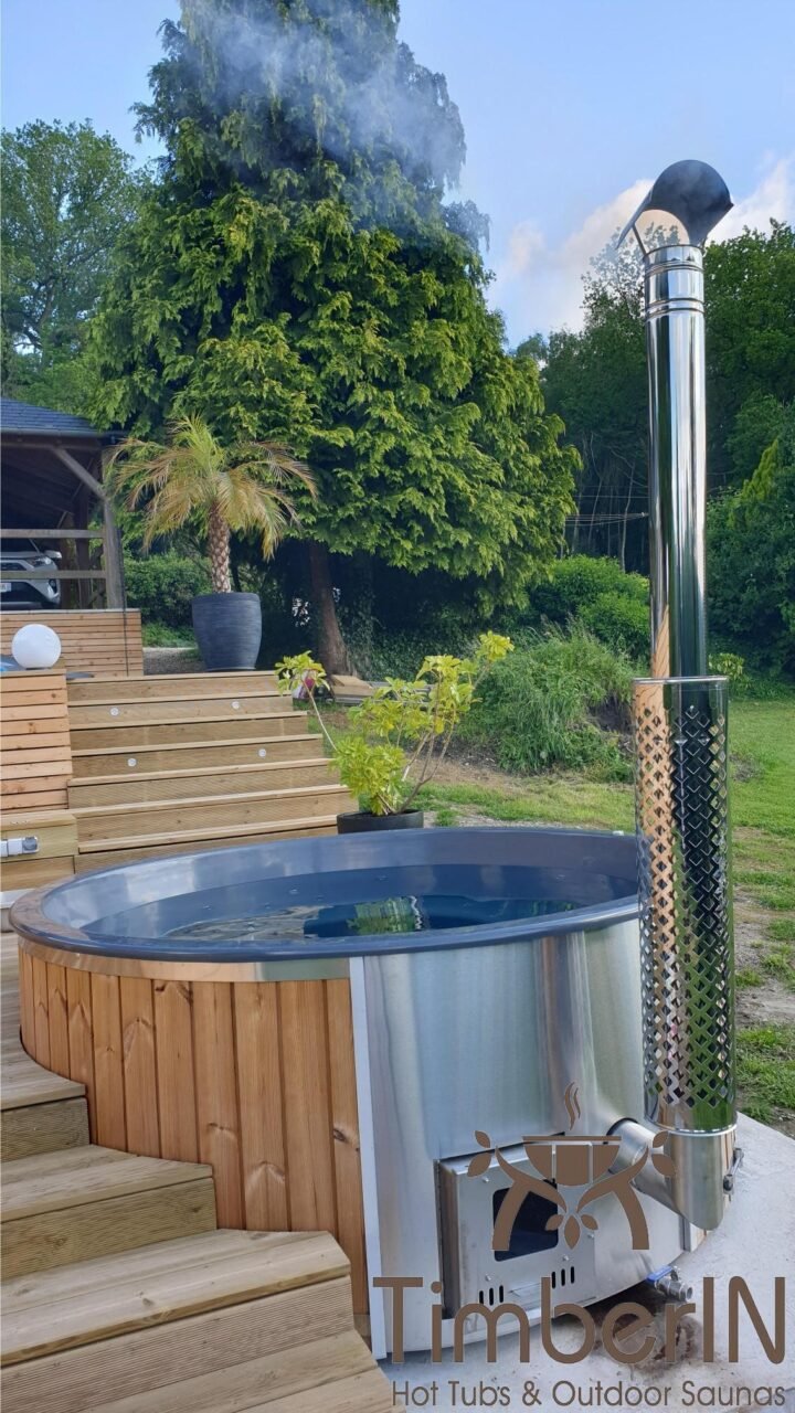 Bain Nordique Exterieur A Bulle Jets Royal, Didier, Villers Ecalles, France (2)