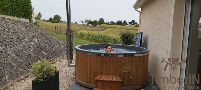 Bain Jakuzzi Nordique Avec Bulles TimberIN Rojal, Erick, PUYLAUSIC, France