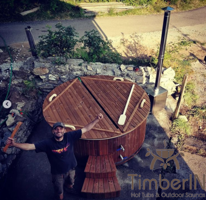 Bain Nordique Jacuzzi Avec Poêle Extérieur, Jim, Fraïsse Sur Agout, France (2)