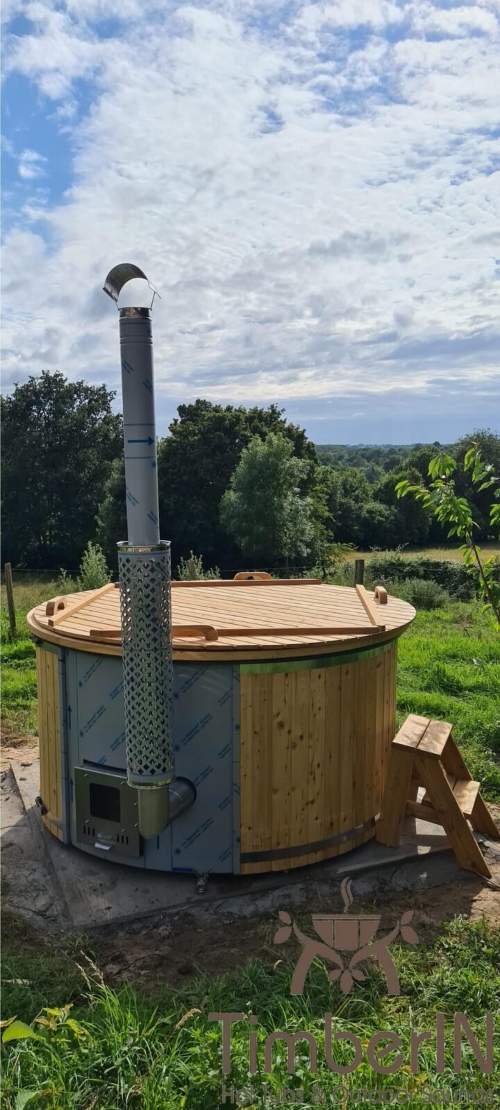 Bain Nordique Suedois Pour 4 6 Personnes, Rémi, Azay Sur Thouet, France