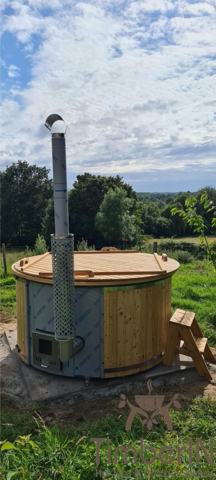 Bain Nordique Suedois Pour 4 6 Personnes, Rémi, Azay Sur Thouet, France
