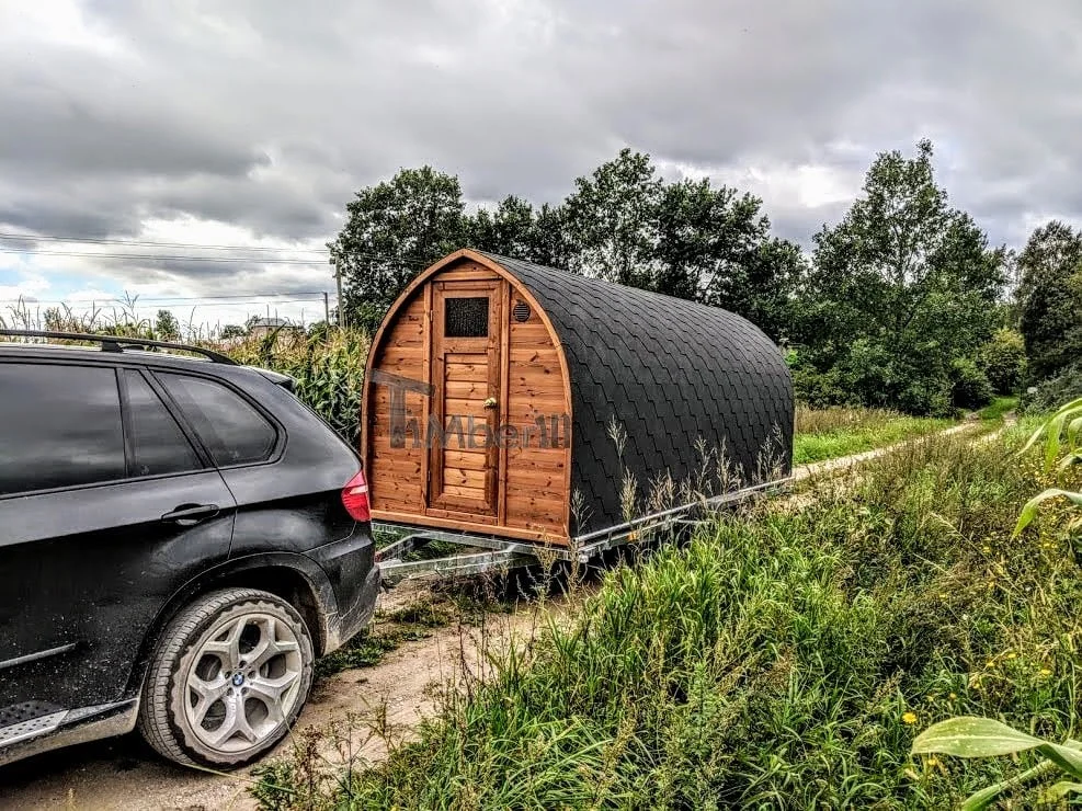 Sauna extérieur 6 Sauna extérieur mobile installé sur une remorque